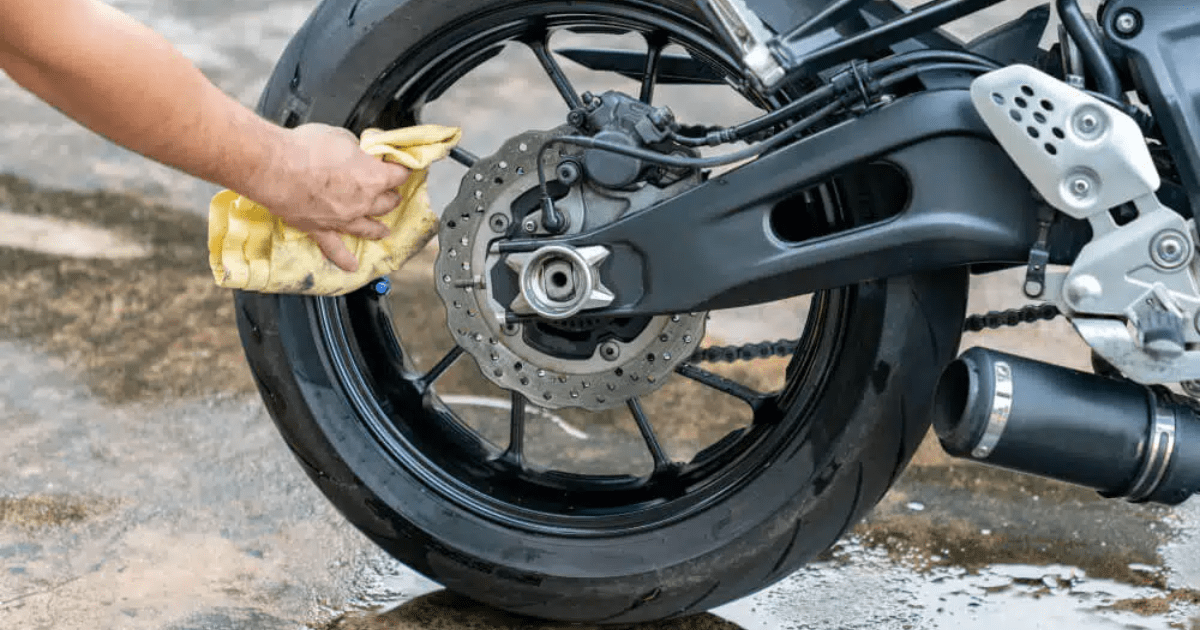 Pelek Motor Tetap Berkilau