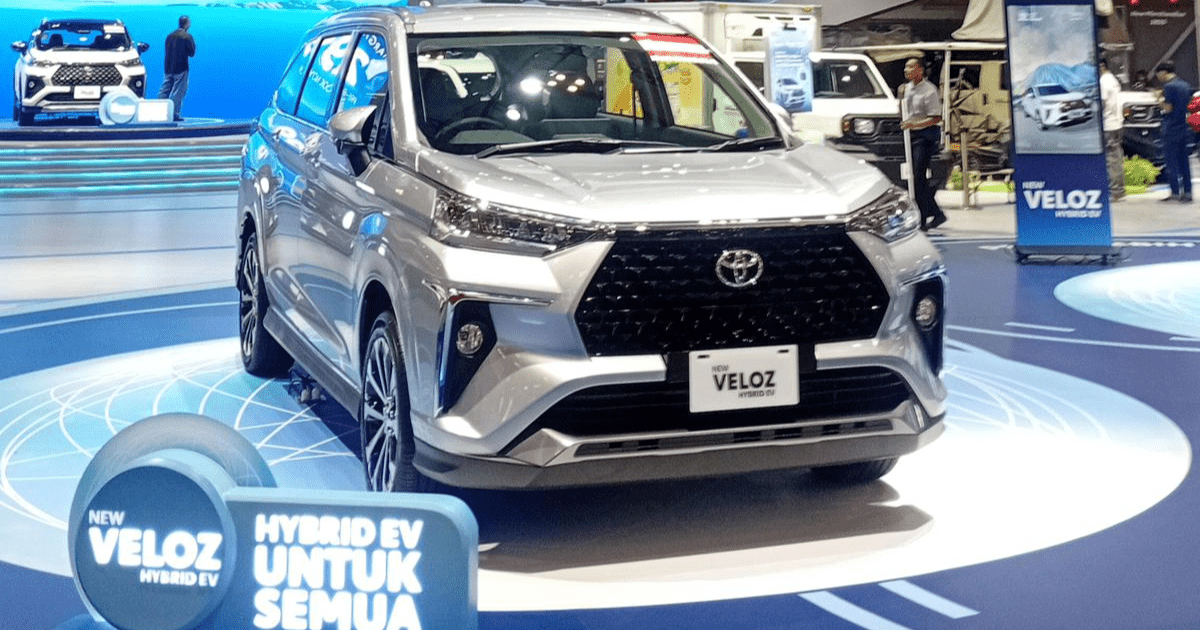 Veloz vs Ertiga Hybrid