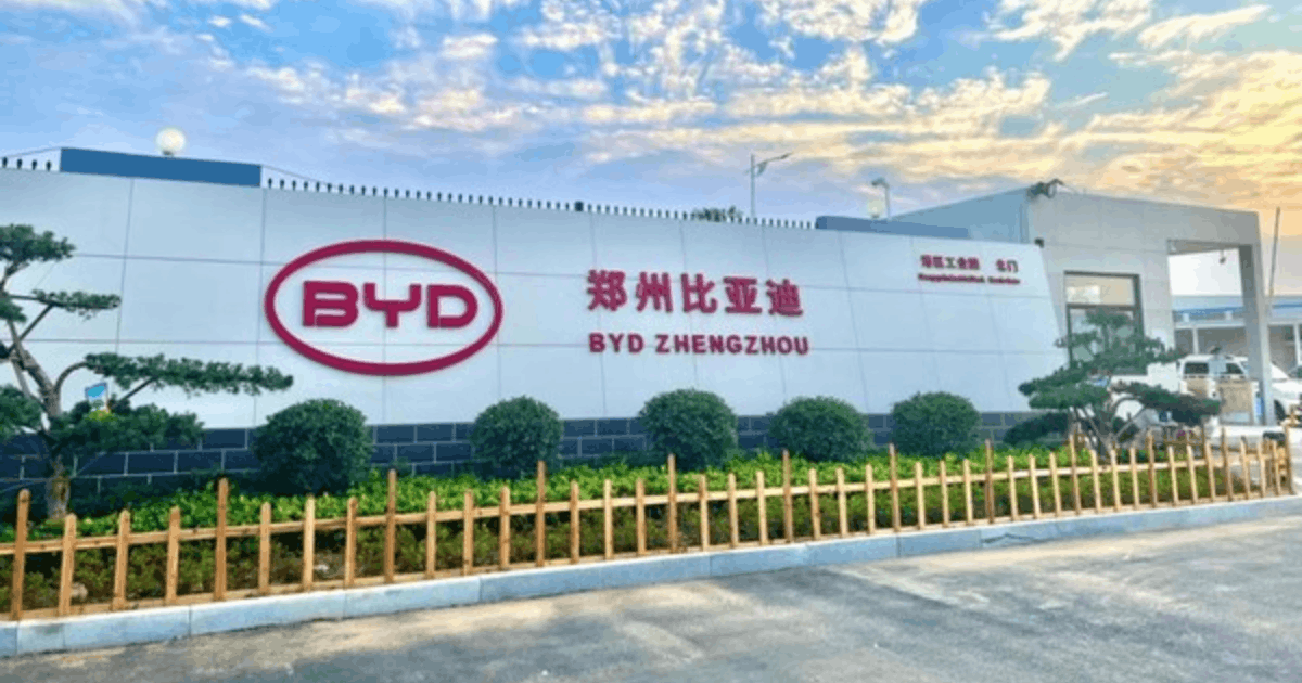 pabrik BYD China