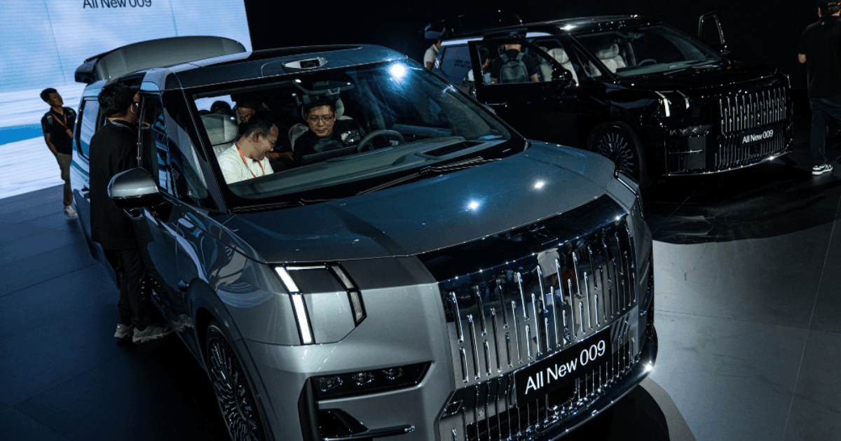 mobil listrik Geely EX2