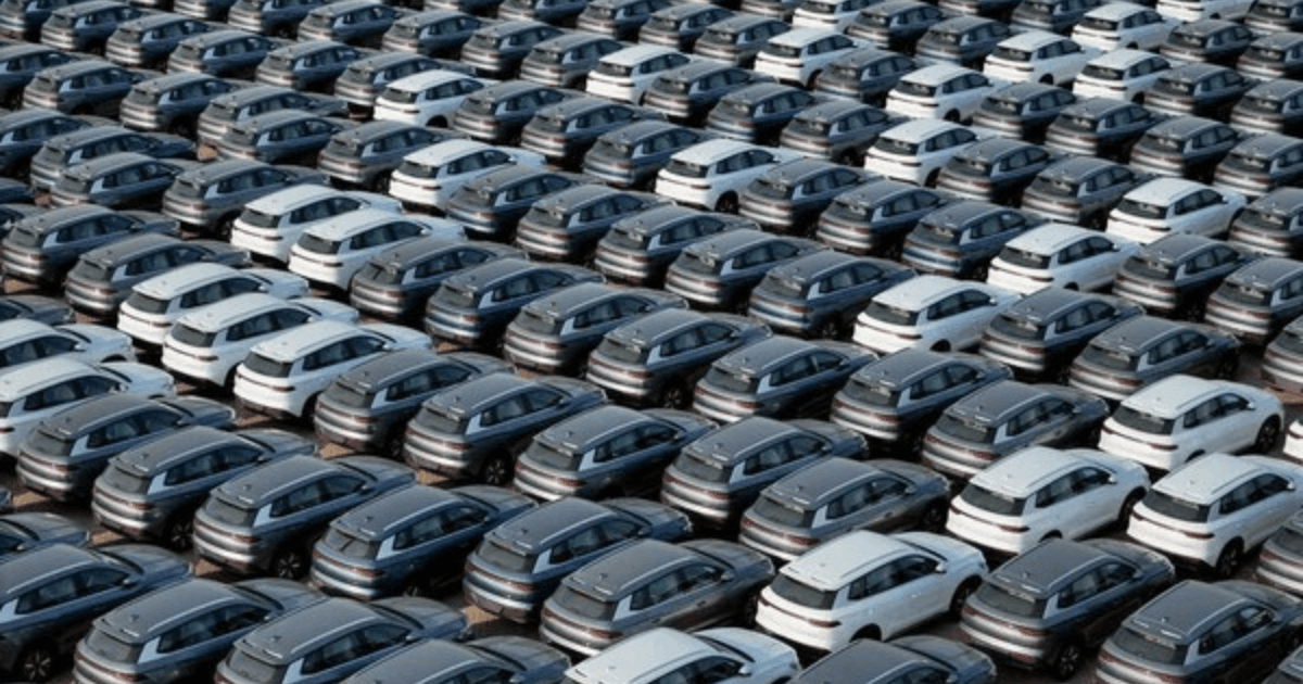 Mobil China Terlaris Indonesia