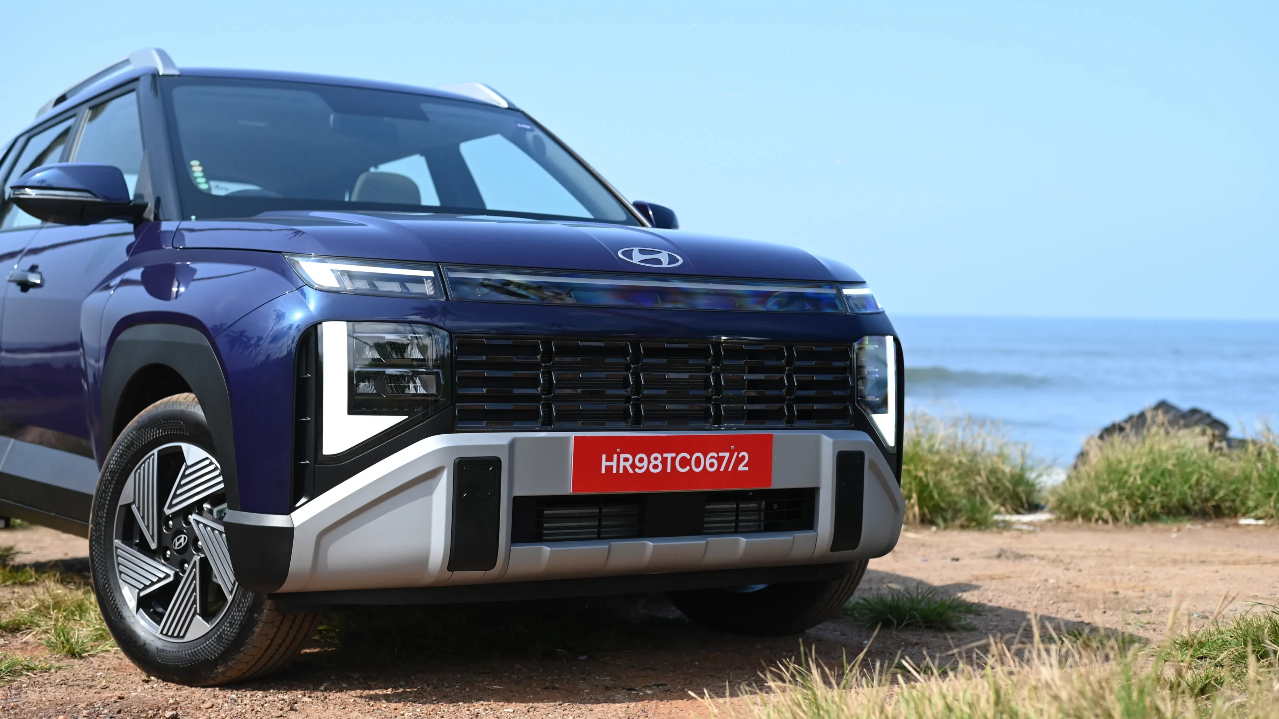 hyundai venue - ilustrasi berita Hyundai Venue HX5+: Pilihan SUV untuk 500 km per bulan dengan anggaran sekitar ₹11 lakh